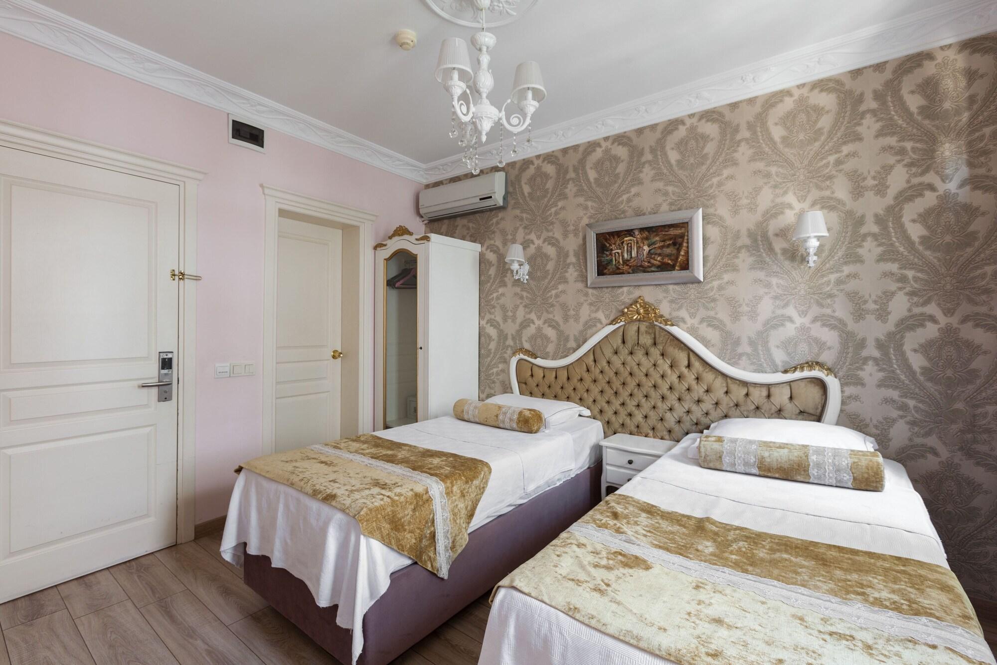 Romantic Hotel Istambul