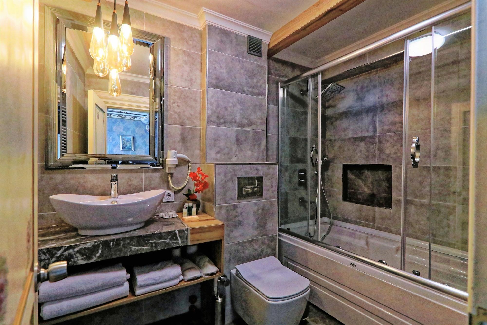 Romantic Hotel Istambul