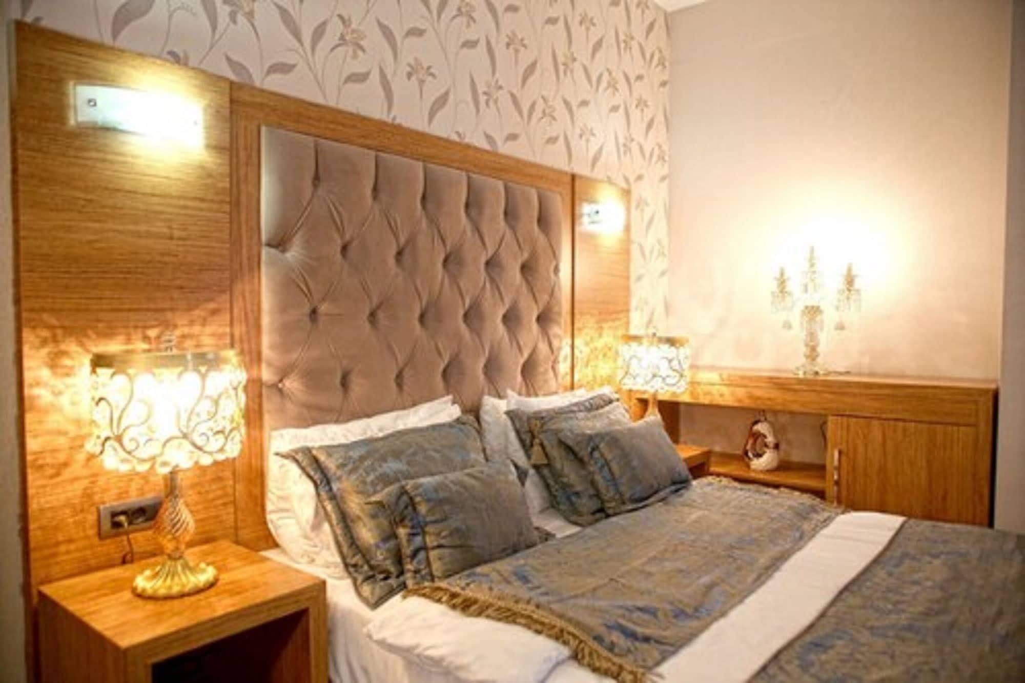 Hotel Vplus Atasehir 3*