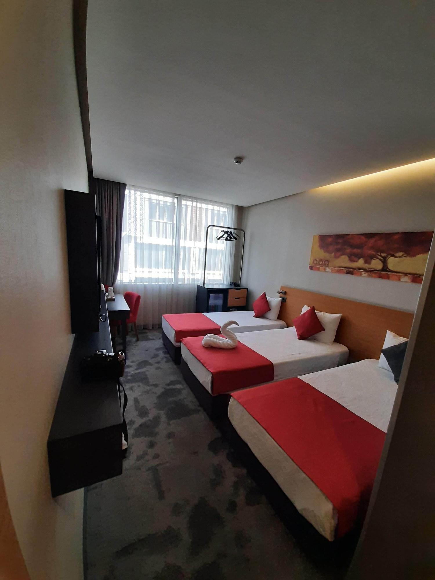 Hotel Sapko Airport