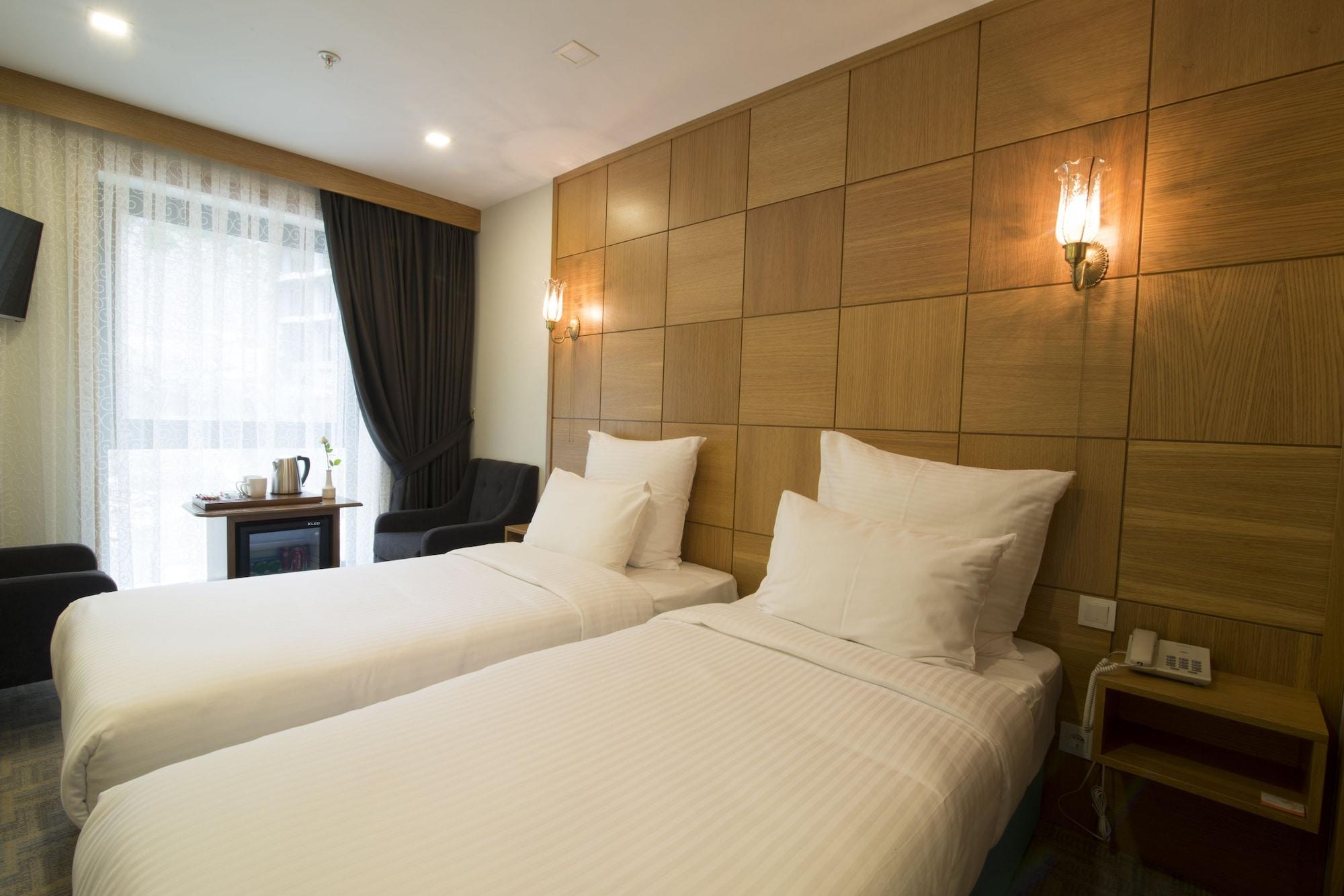 Hotel Cumbali Plaza 3*