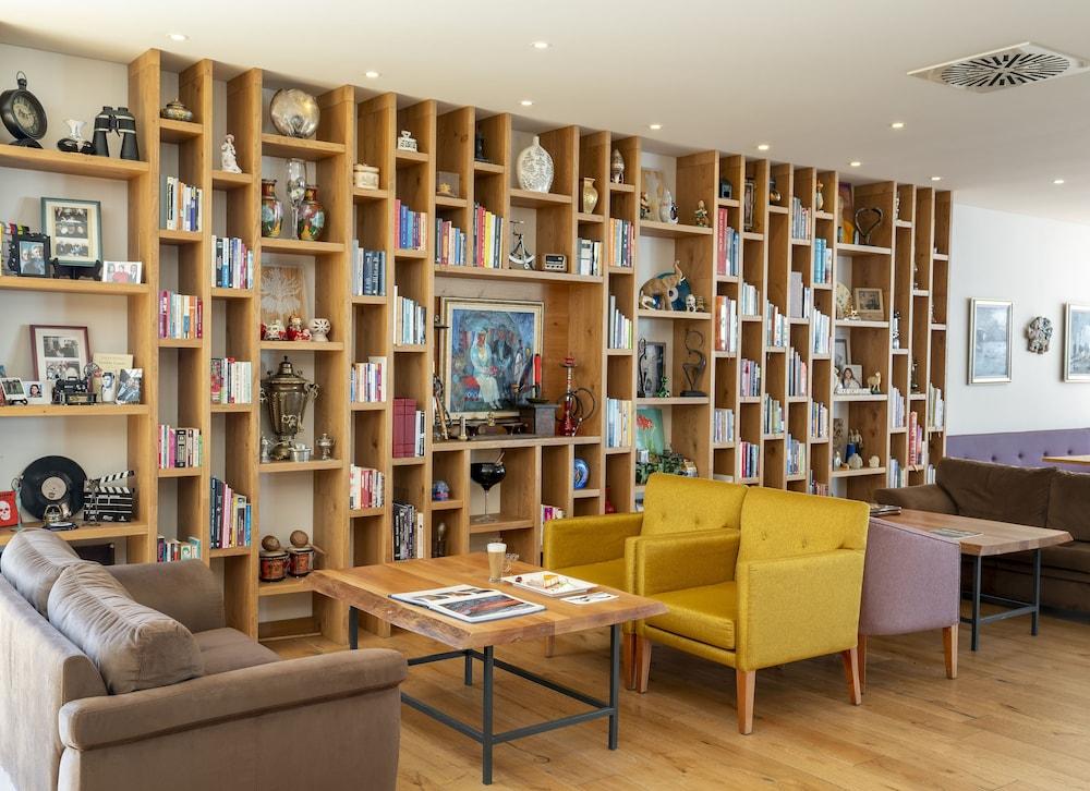 Park By Radisson Airport Odayeri 4*