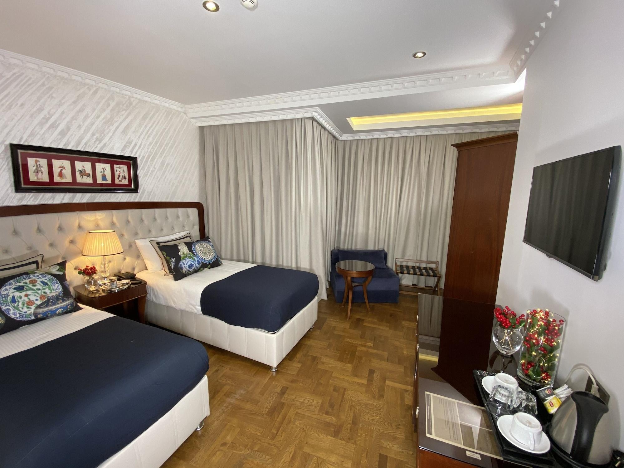 Four Doors Hotel 3*