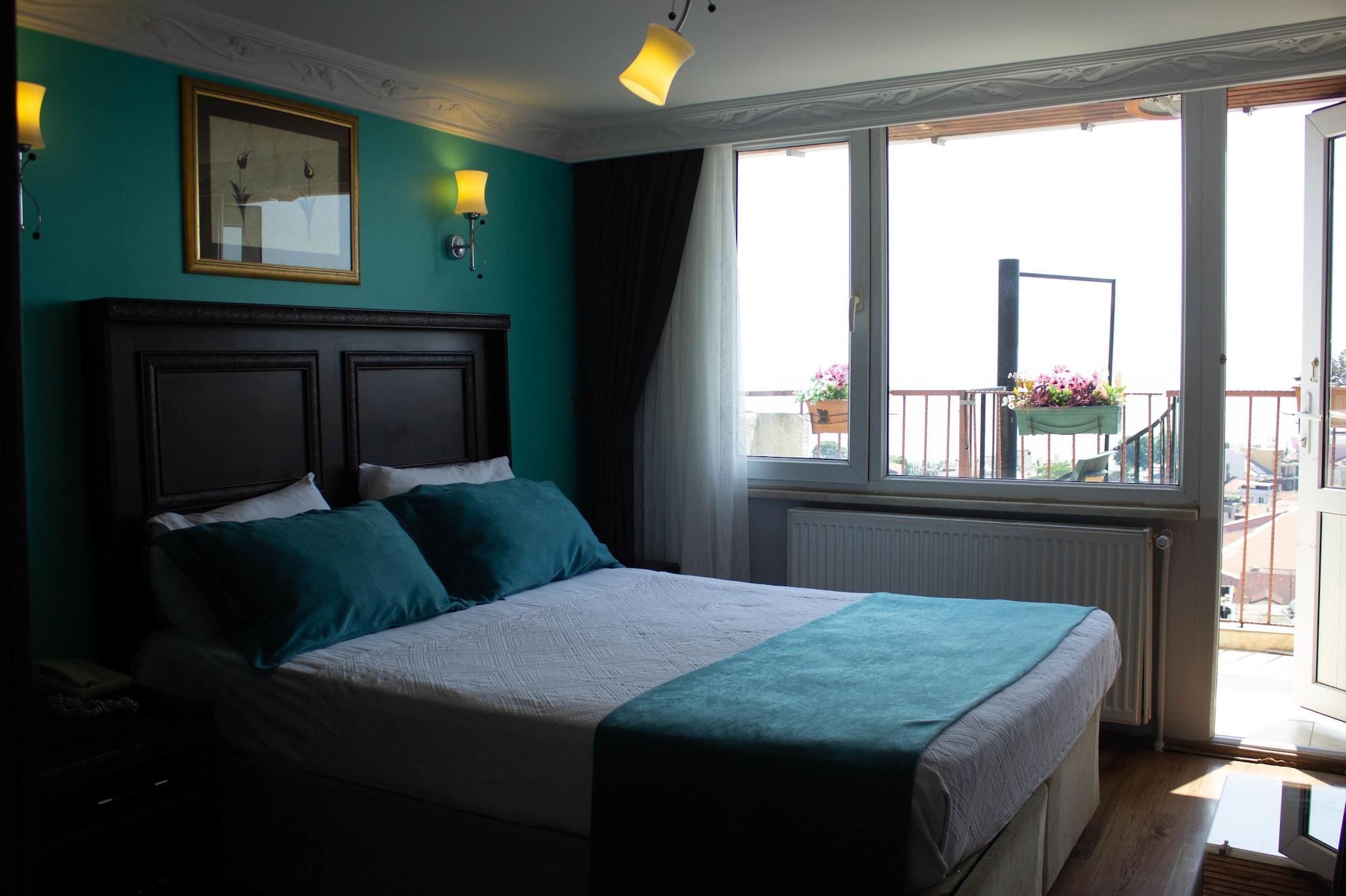 Hotel Tulip House 3*