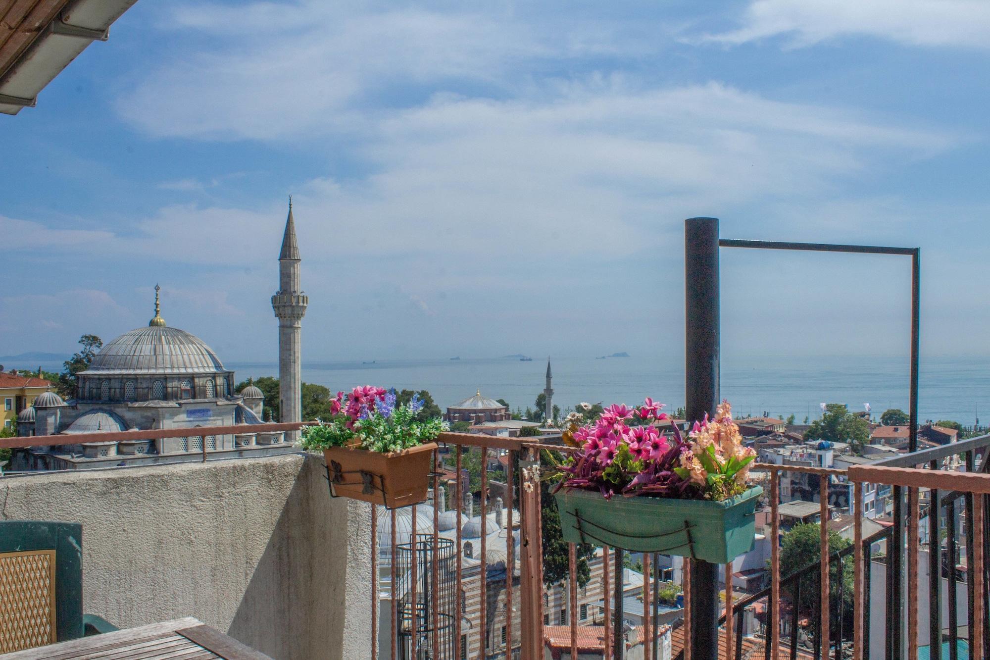Hotel Tulip House