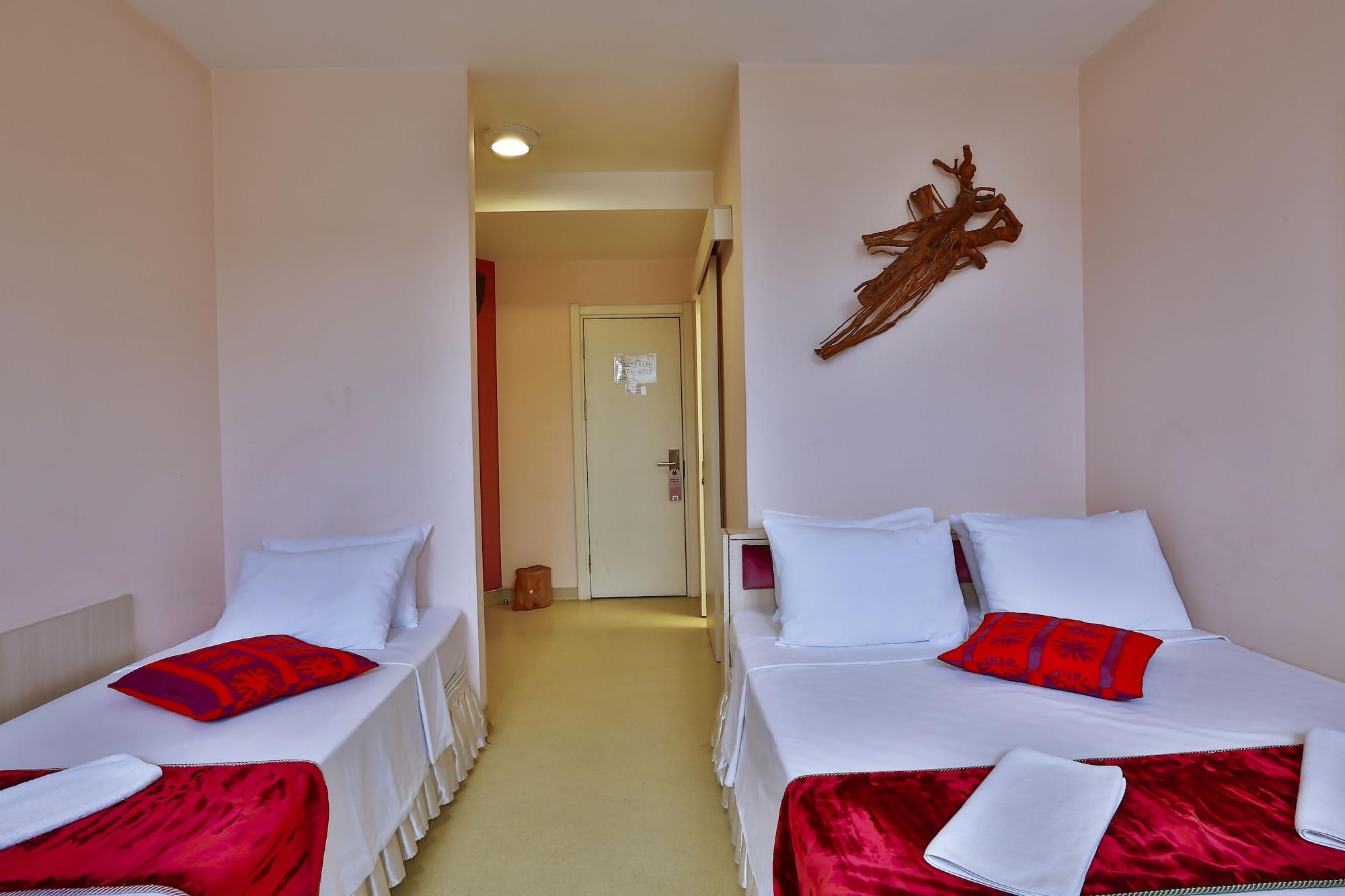 Han Hotel 2*