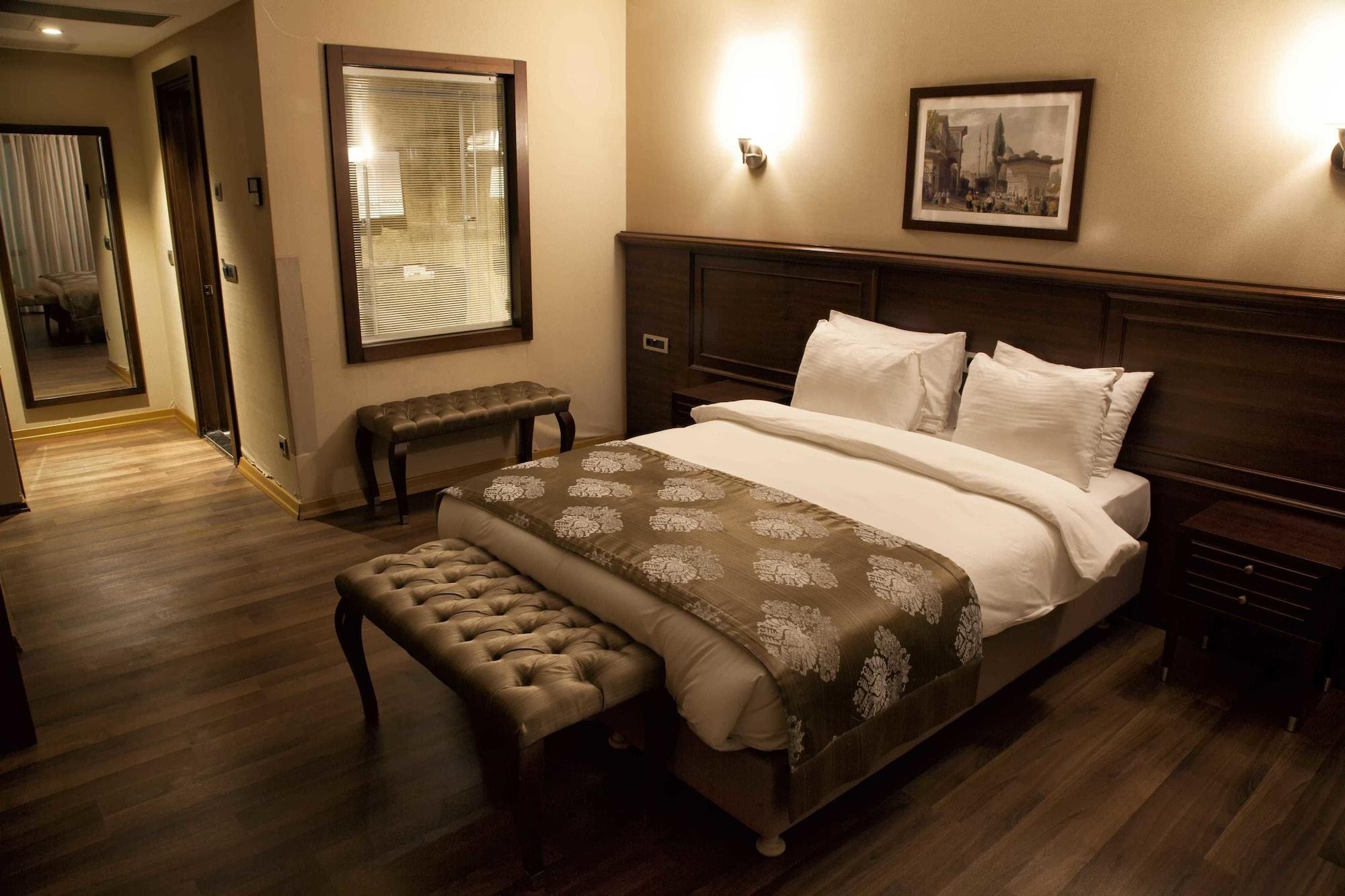 Nova Plaza Boutique Hotel & Spa Hotel 4*