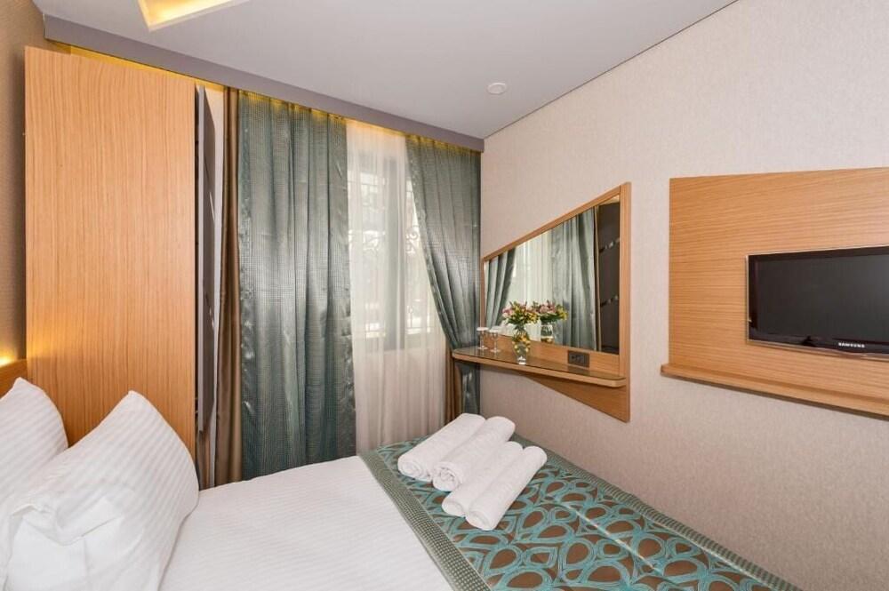 Genova Old 3*