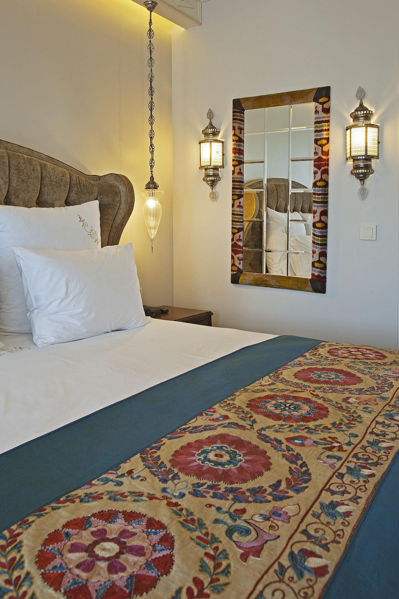 Azade Premier Otel
