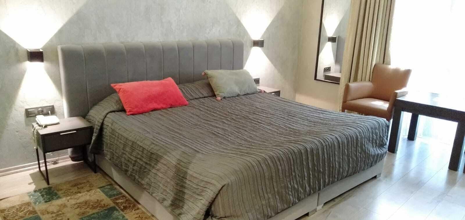 Hotel Orya 2*