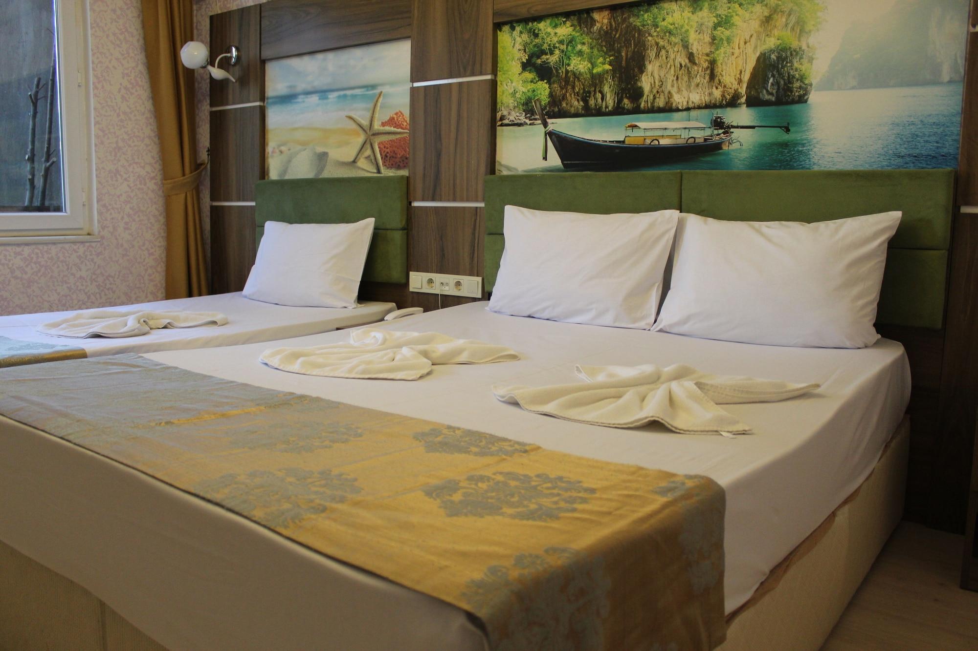 De Maree Hotel 3*