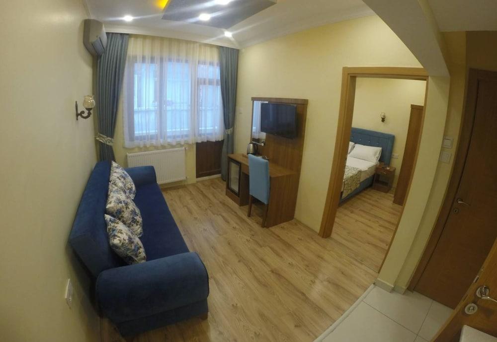 Riverland & Hotel Istanbul