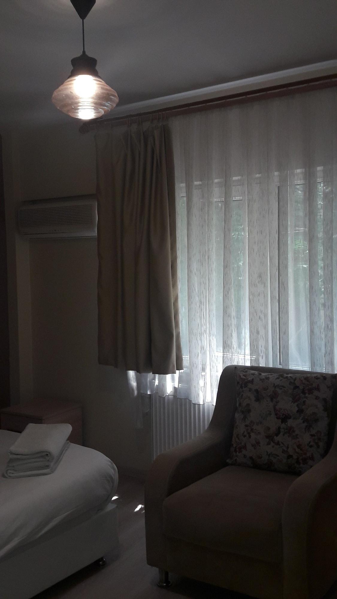 Liva Aparthotel 3*