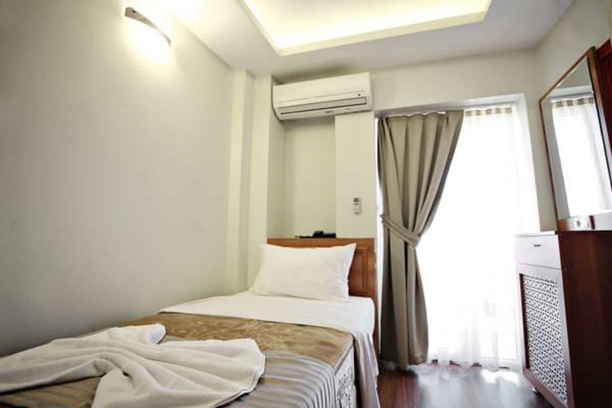 Taksim Palace Hotel