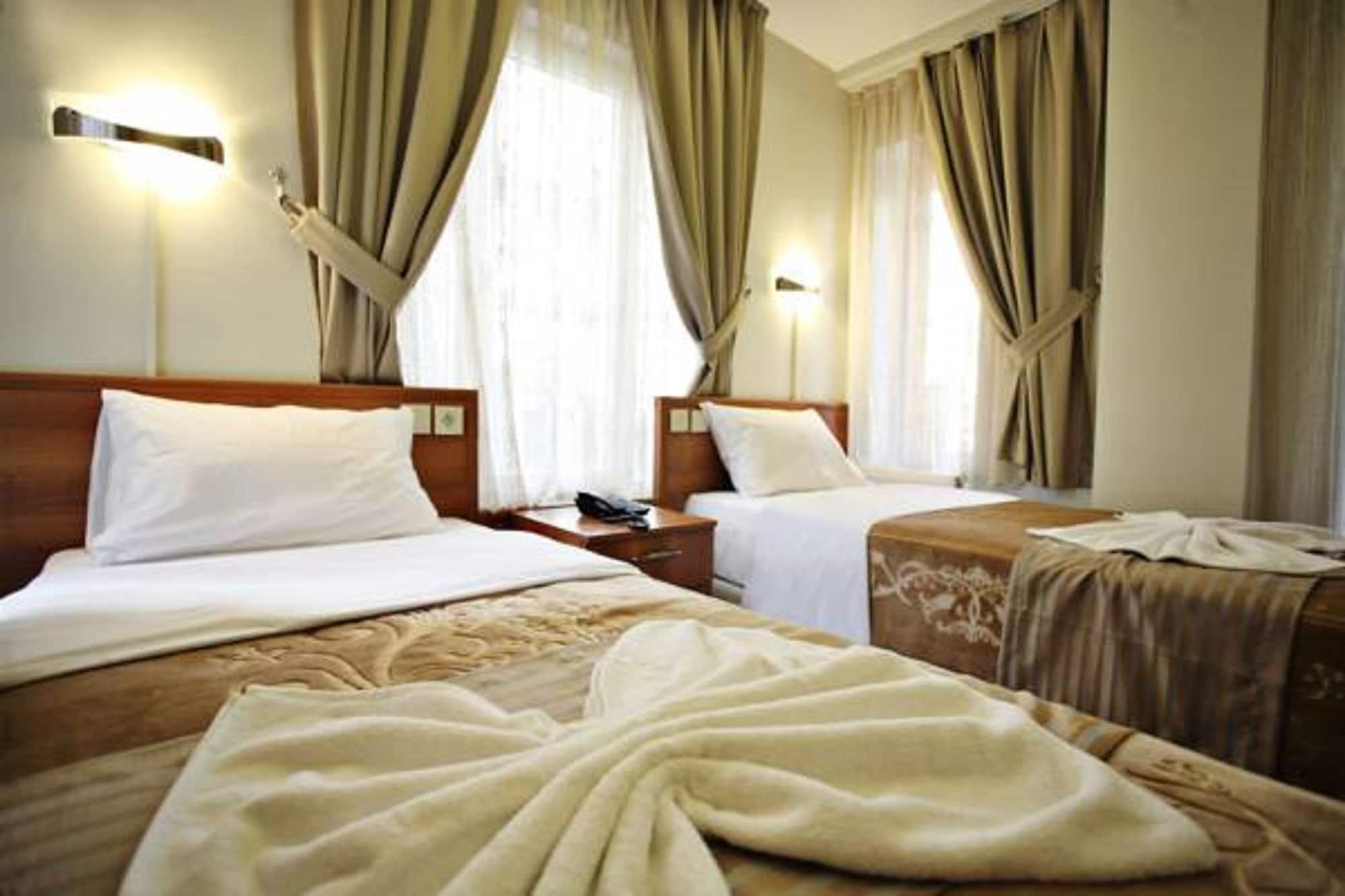 Hotel Taksim Palace Istanbul