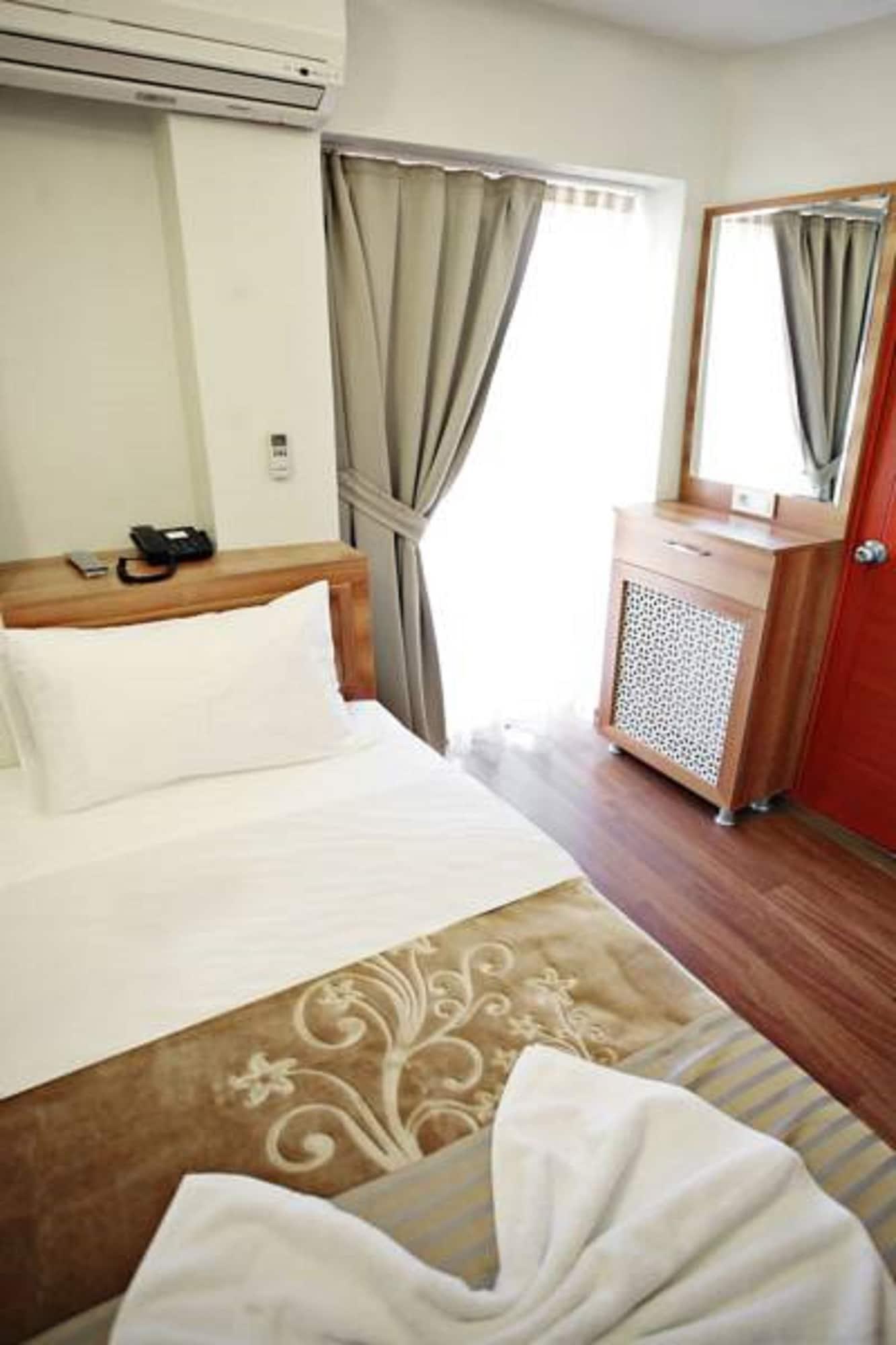 Taksim Palace Hotel Istanbul
