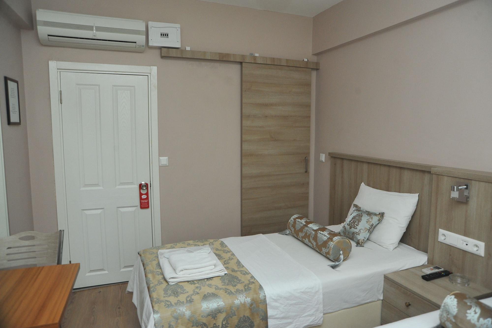 Hotel Serra Boutique 3*