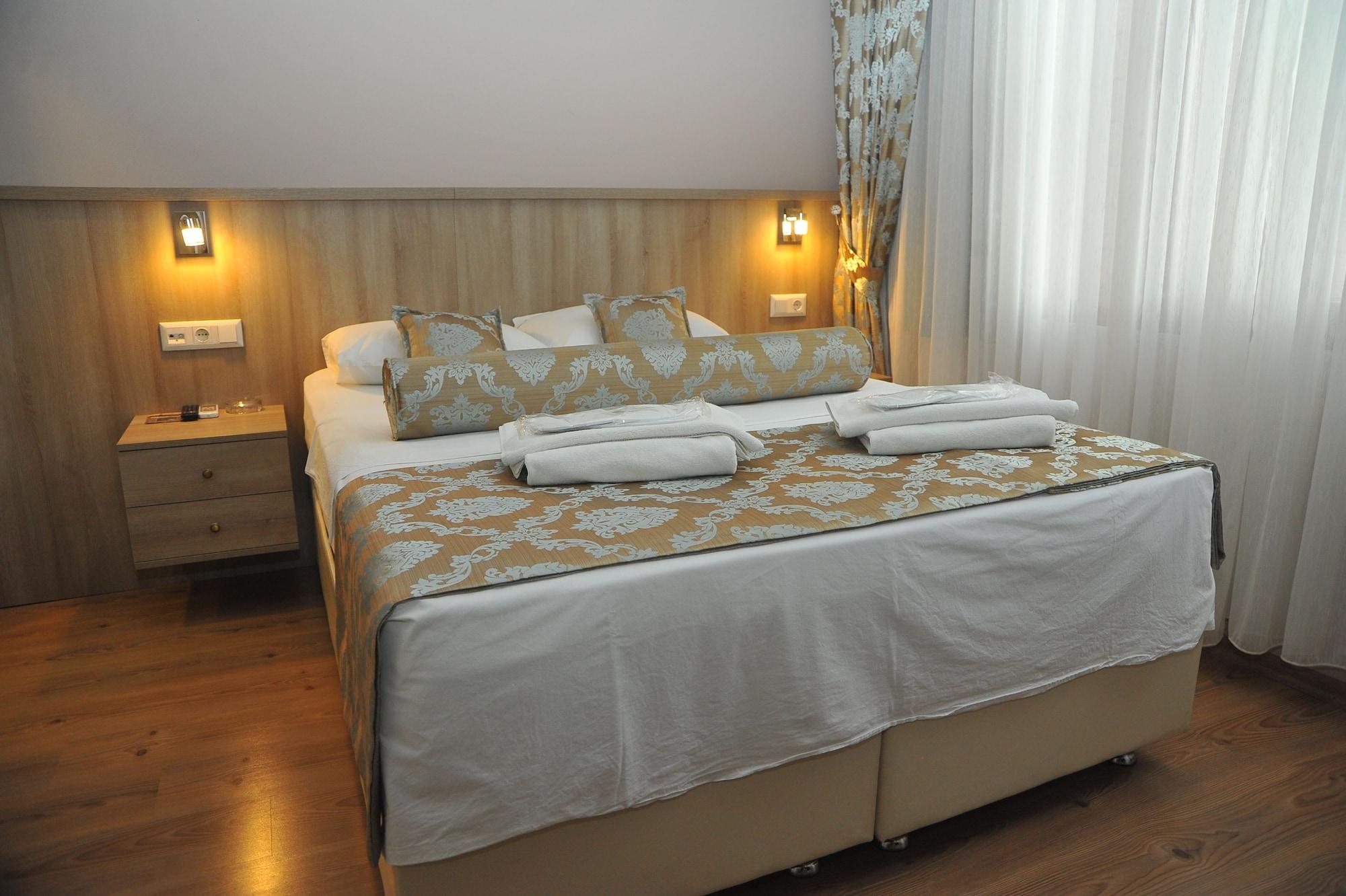 Hotel Serra Boutique 3*