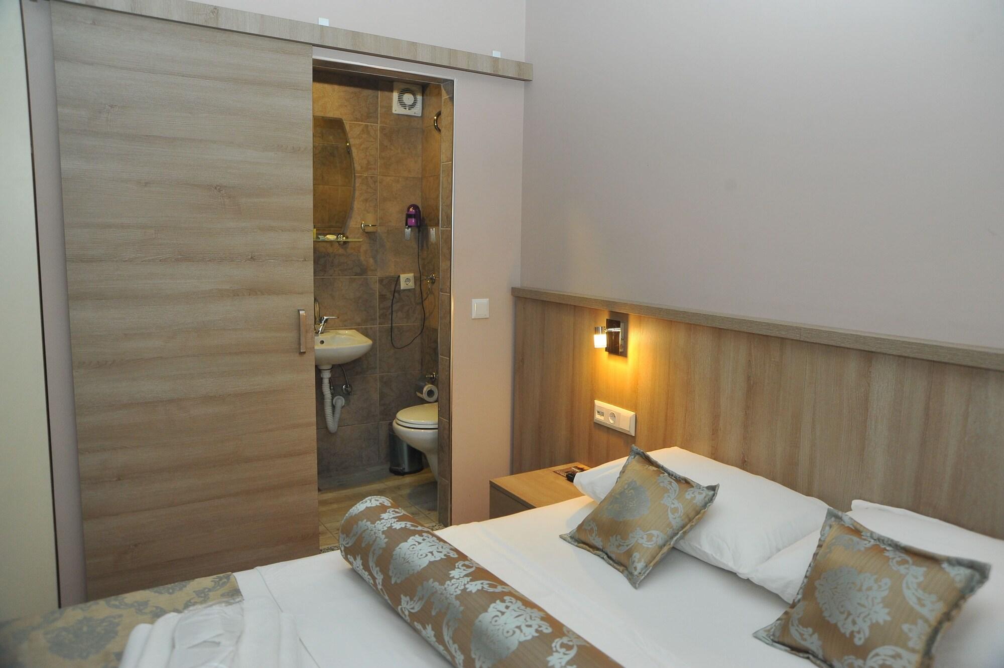 Hotel Serra Boutique 3*
