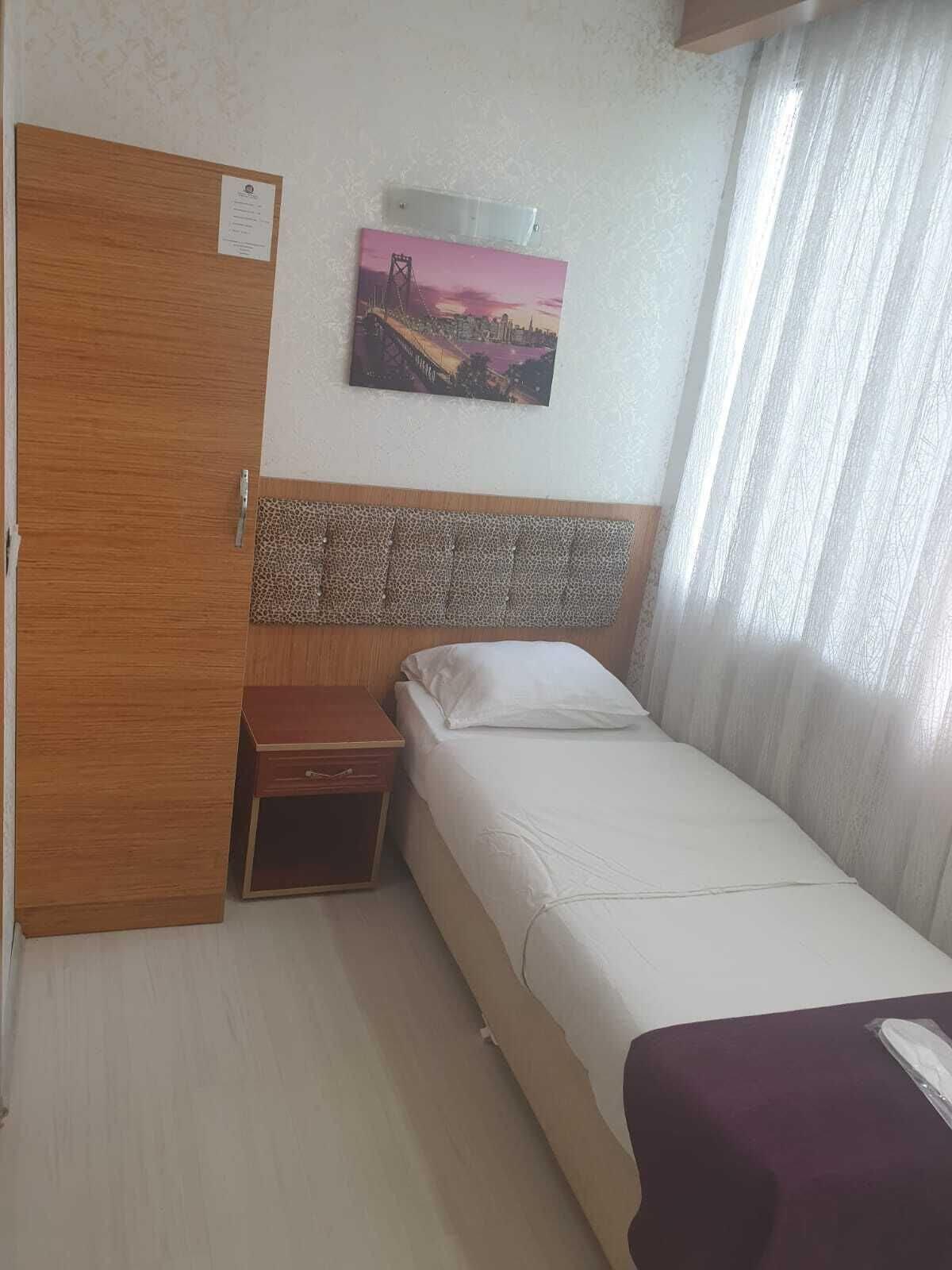 Hotel Grand Airport 3*