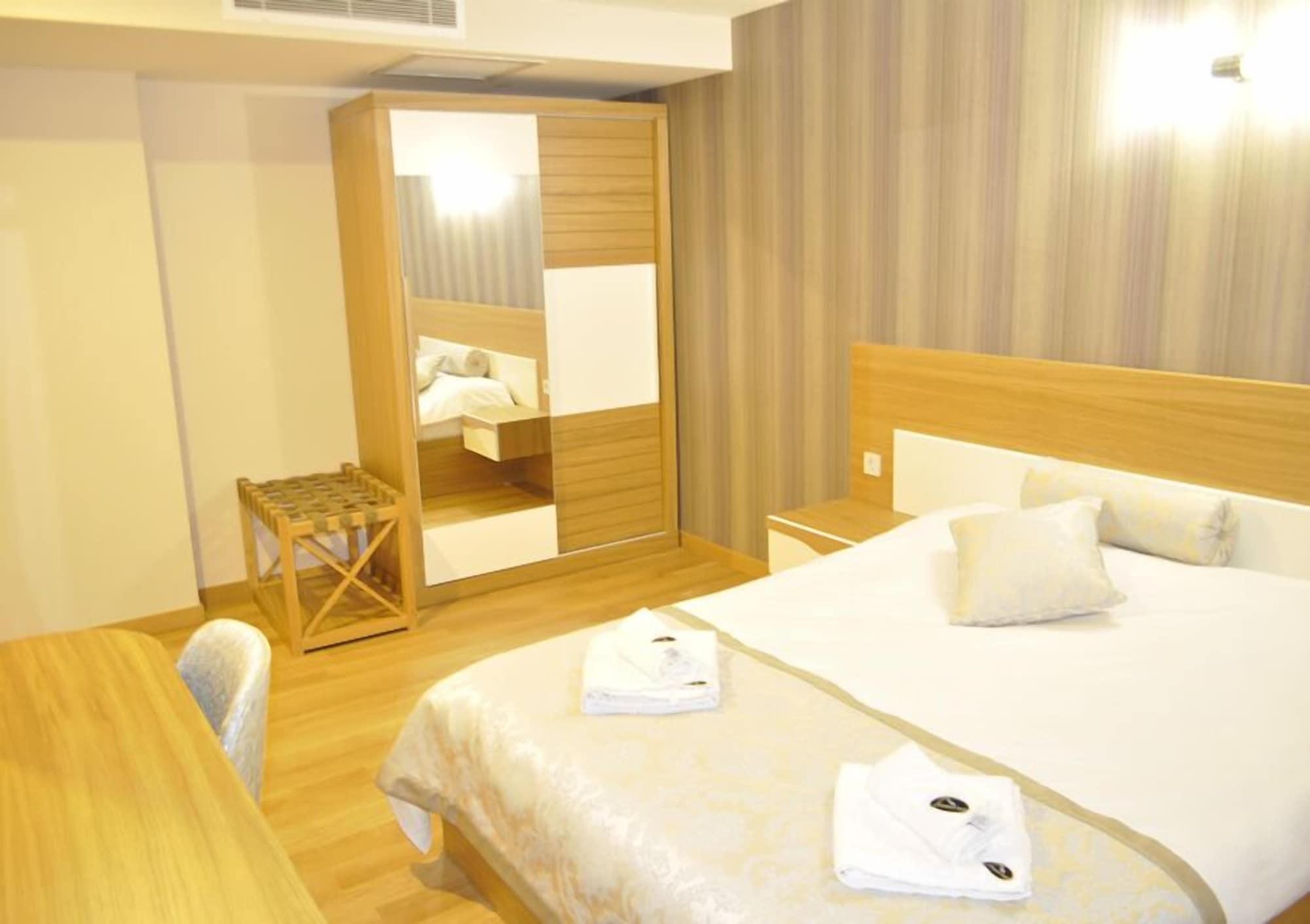Shah Hotel Istanbul