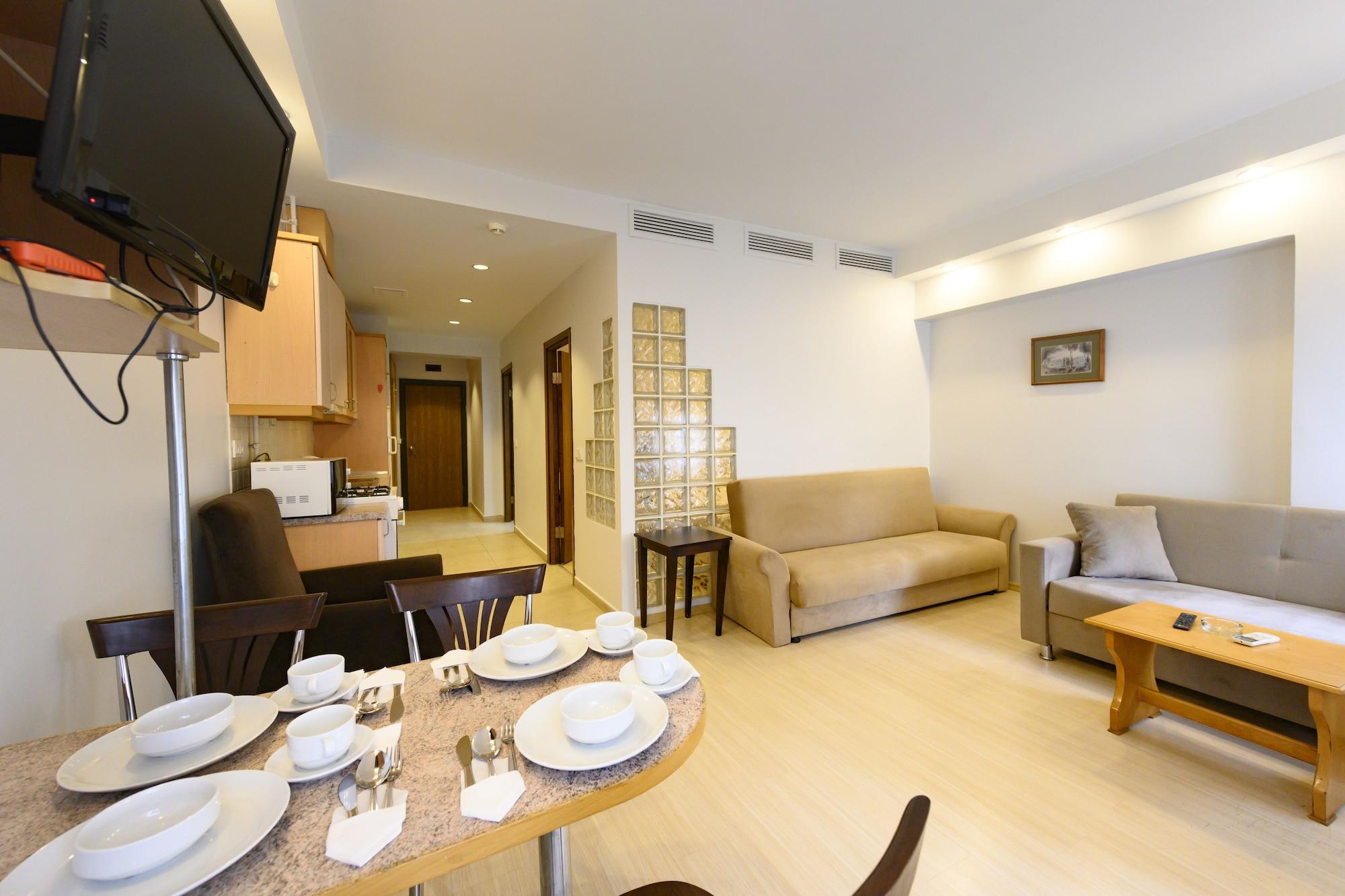 Entes Aparthotel
