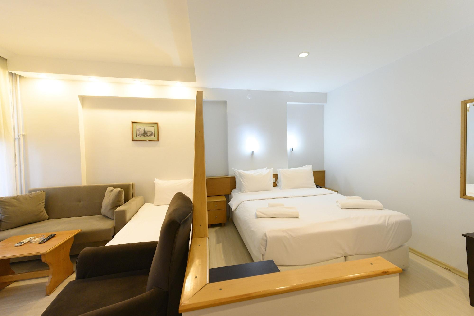 Aparthotel Entes