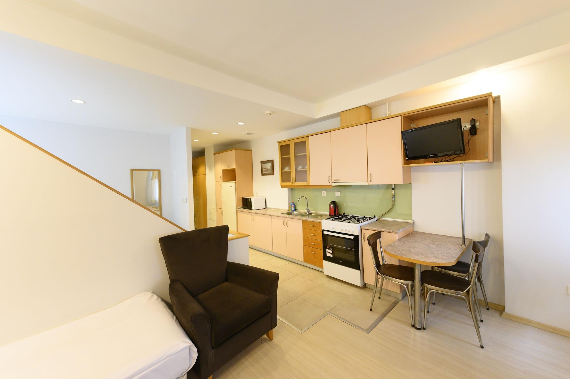 Aparthotel Entes 3*