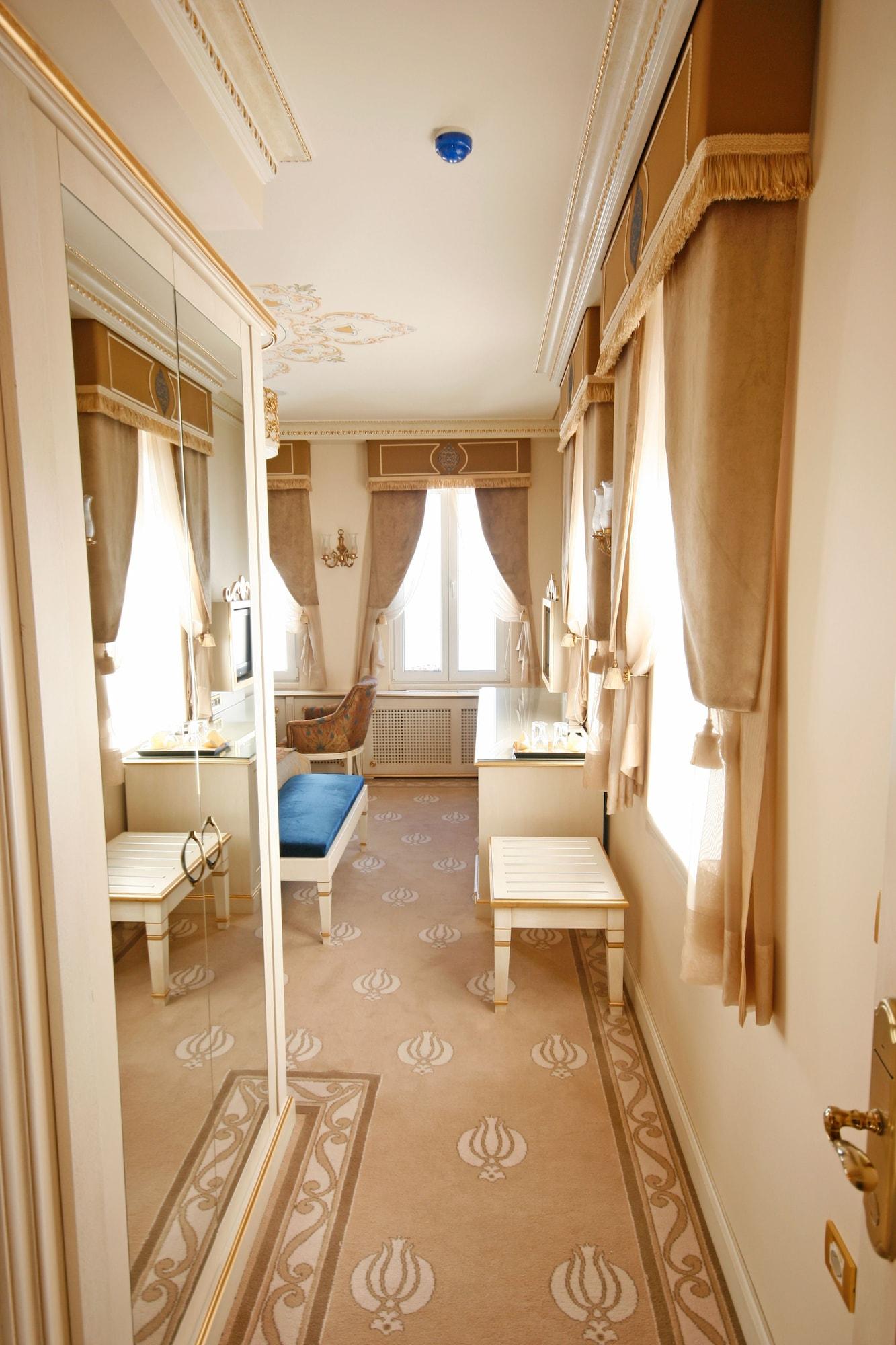 Fuat Pasa - Special Category Bosphorus Hotel Istanbul