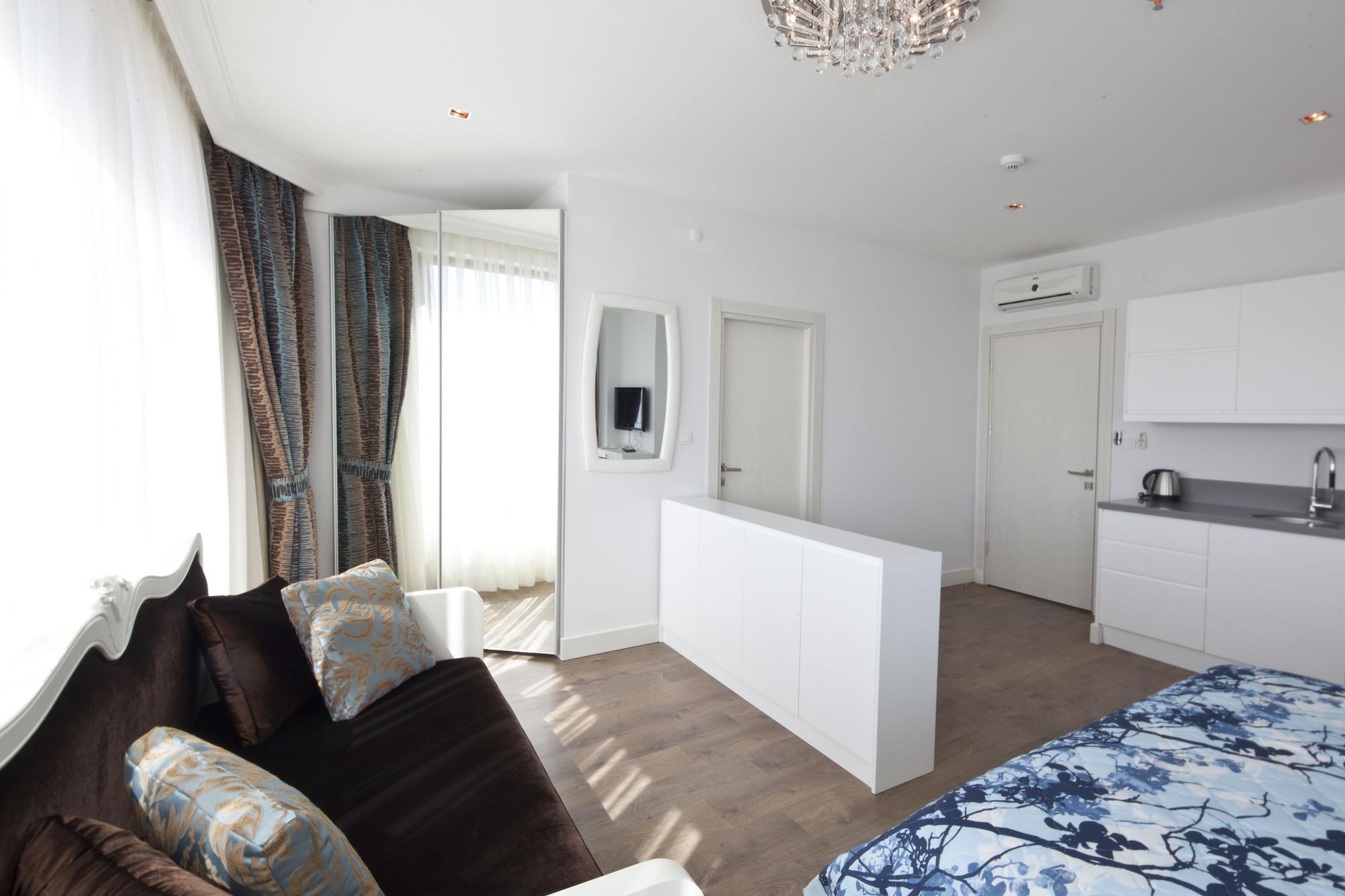 Hotel Molton Kabatas 3*