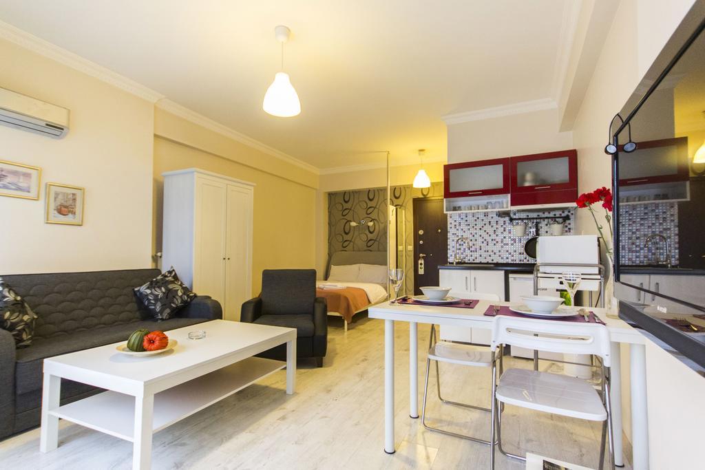 Apartment Time *