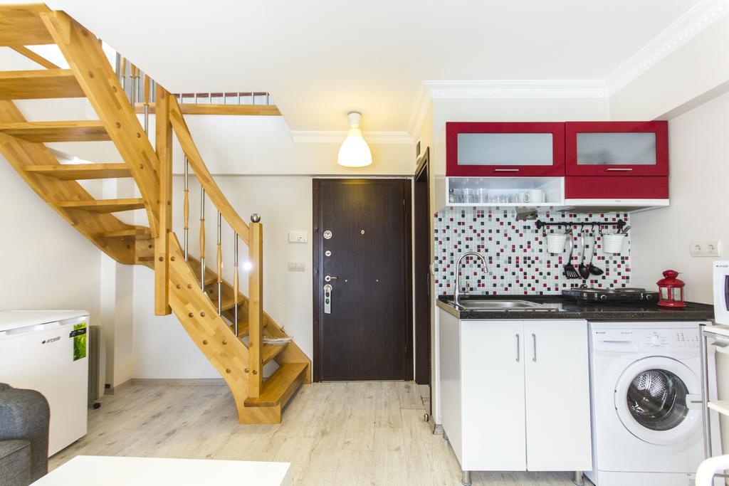 Apartment Time *