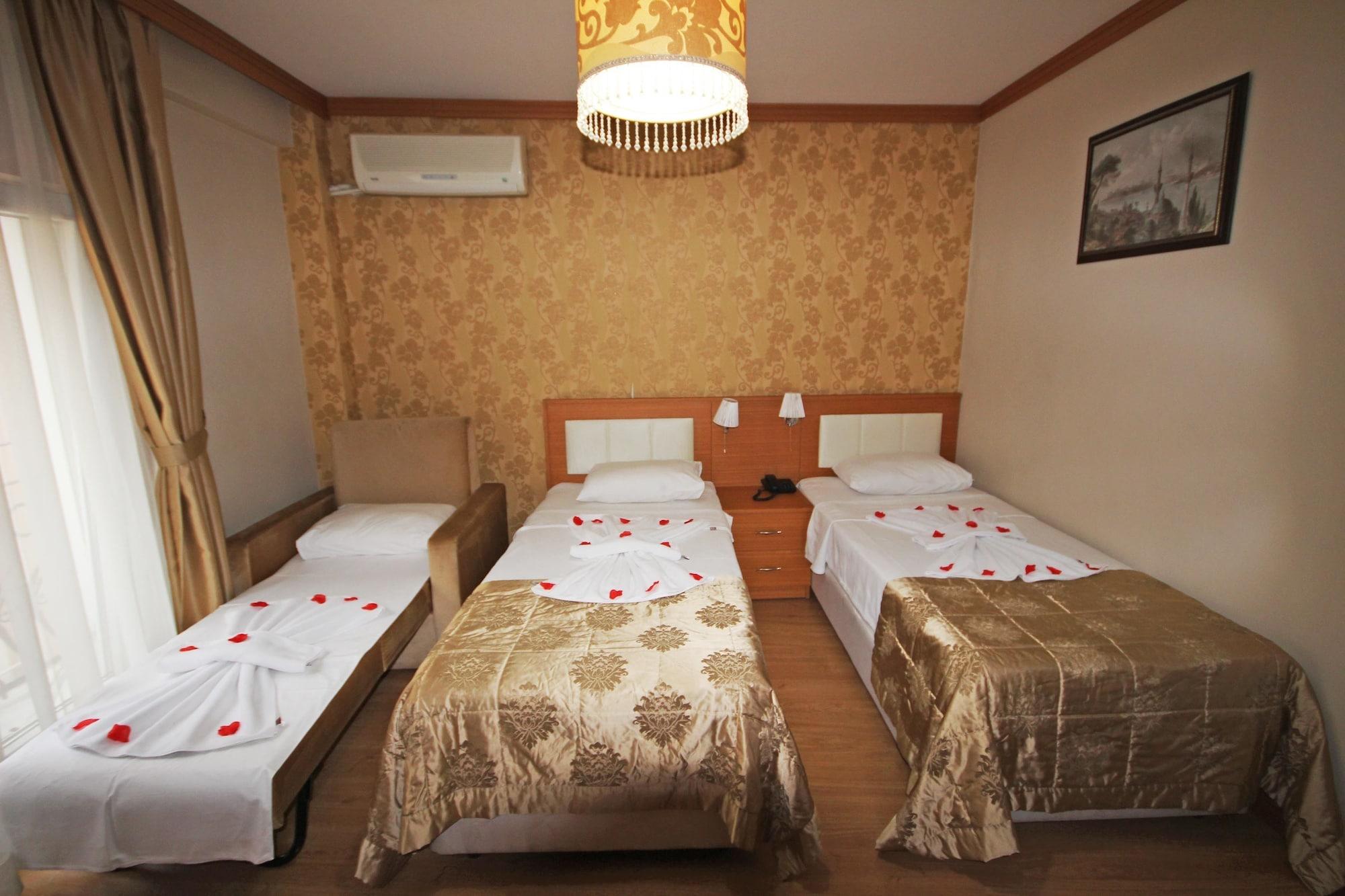 Hotel Flower Palace 2*