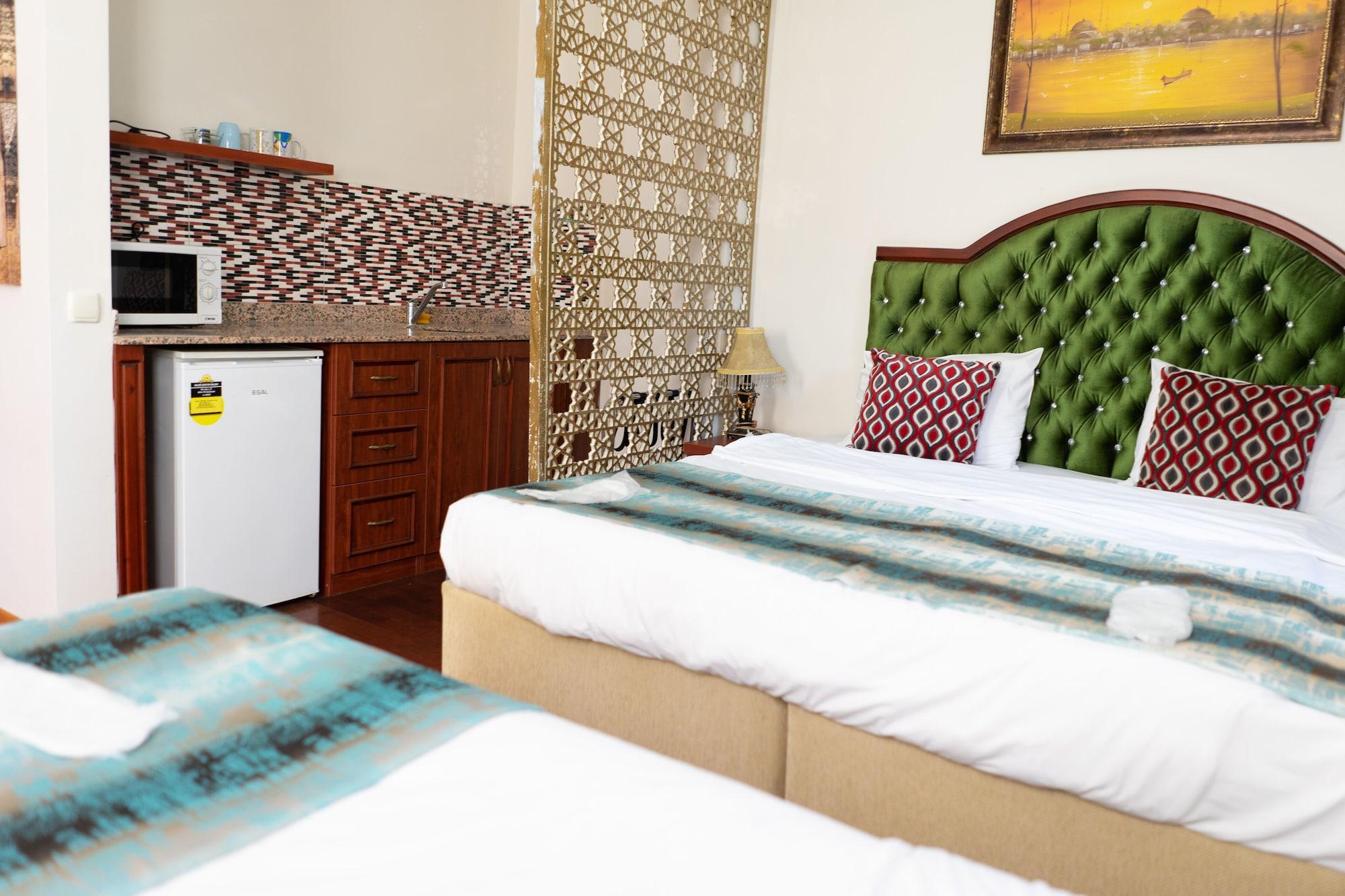 Atam Hotel 3*