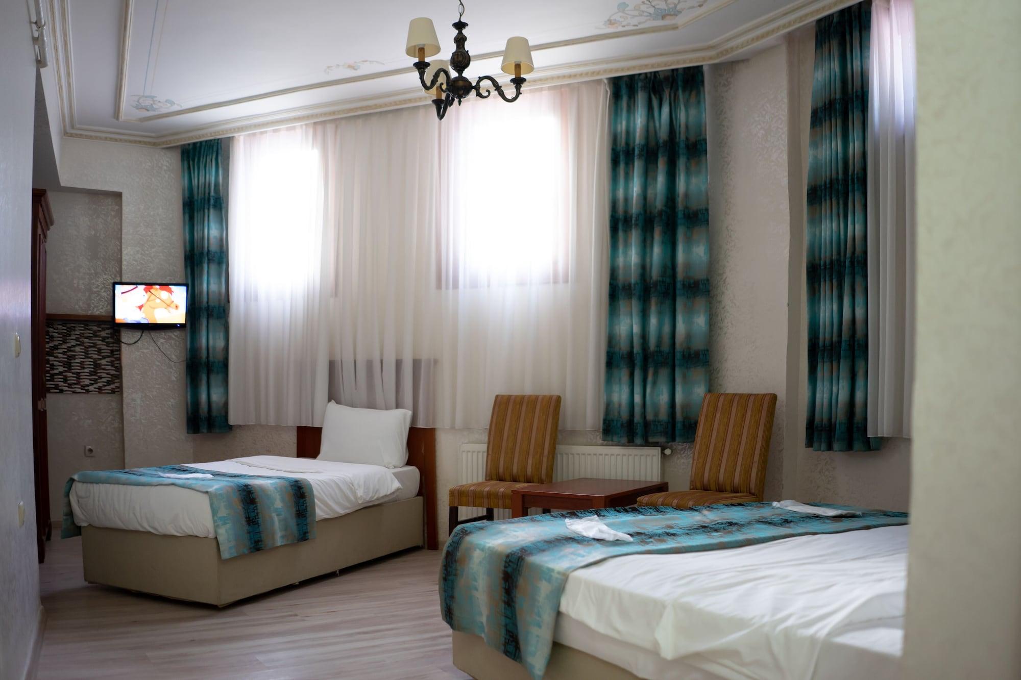 Hotel Atam 3*
