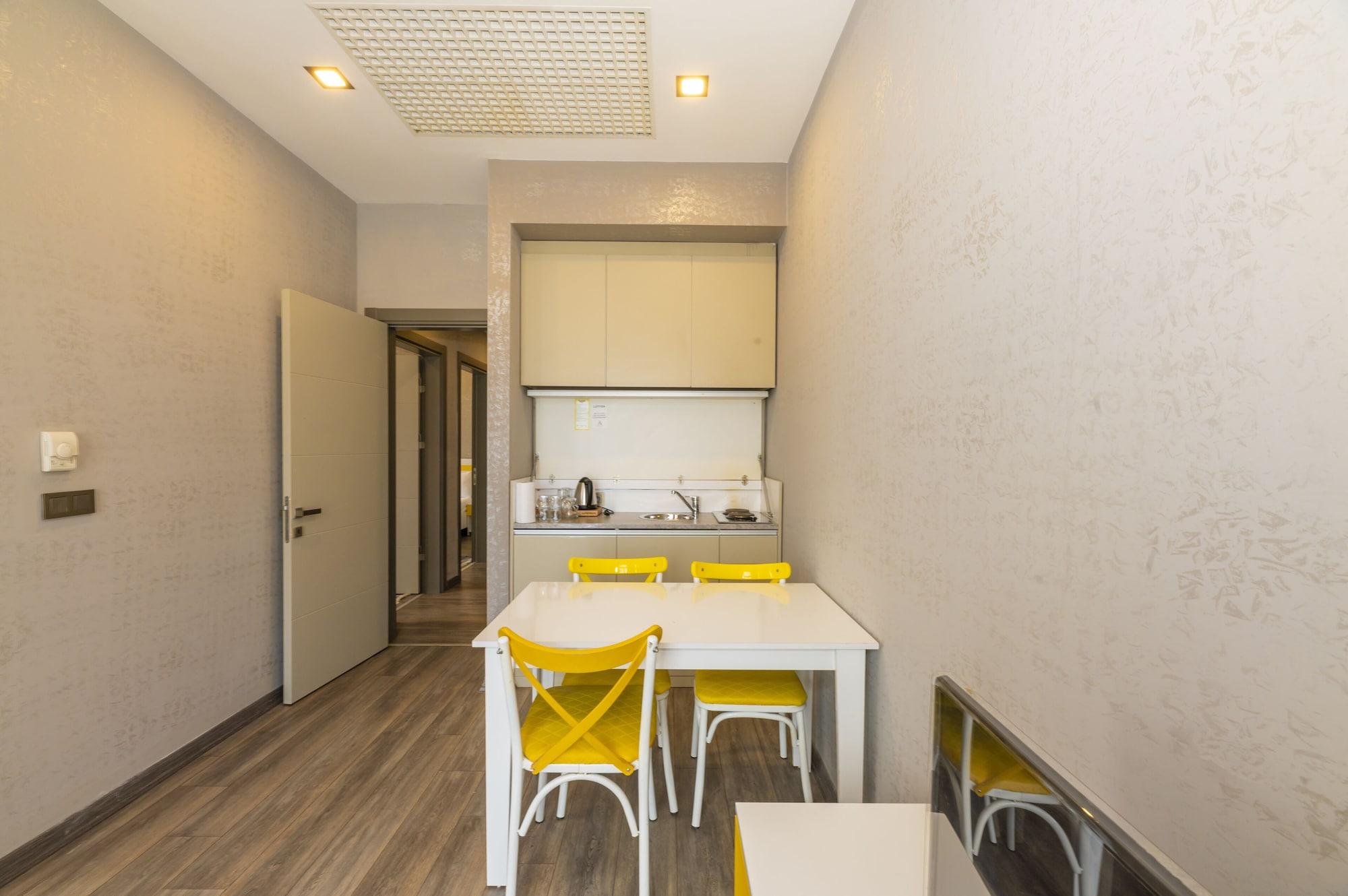 Aparthotel Agora