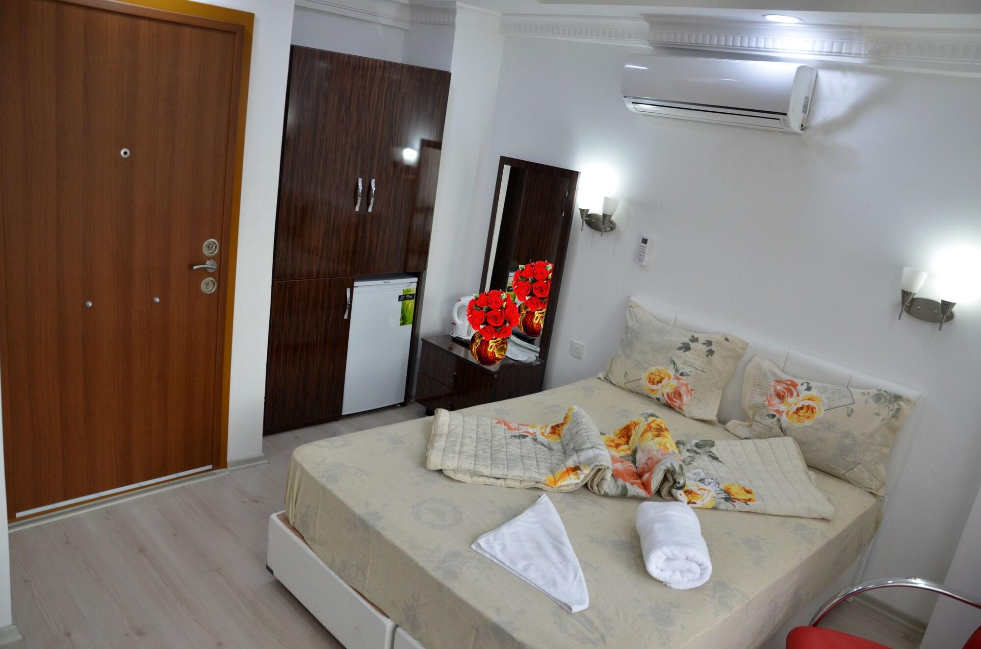 Sultanahmet Deluxe Hotel 5*