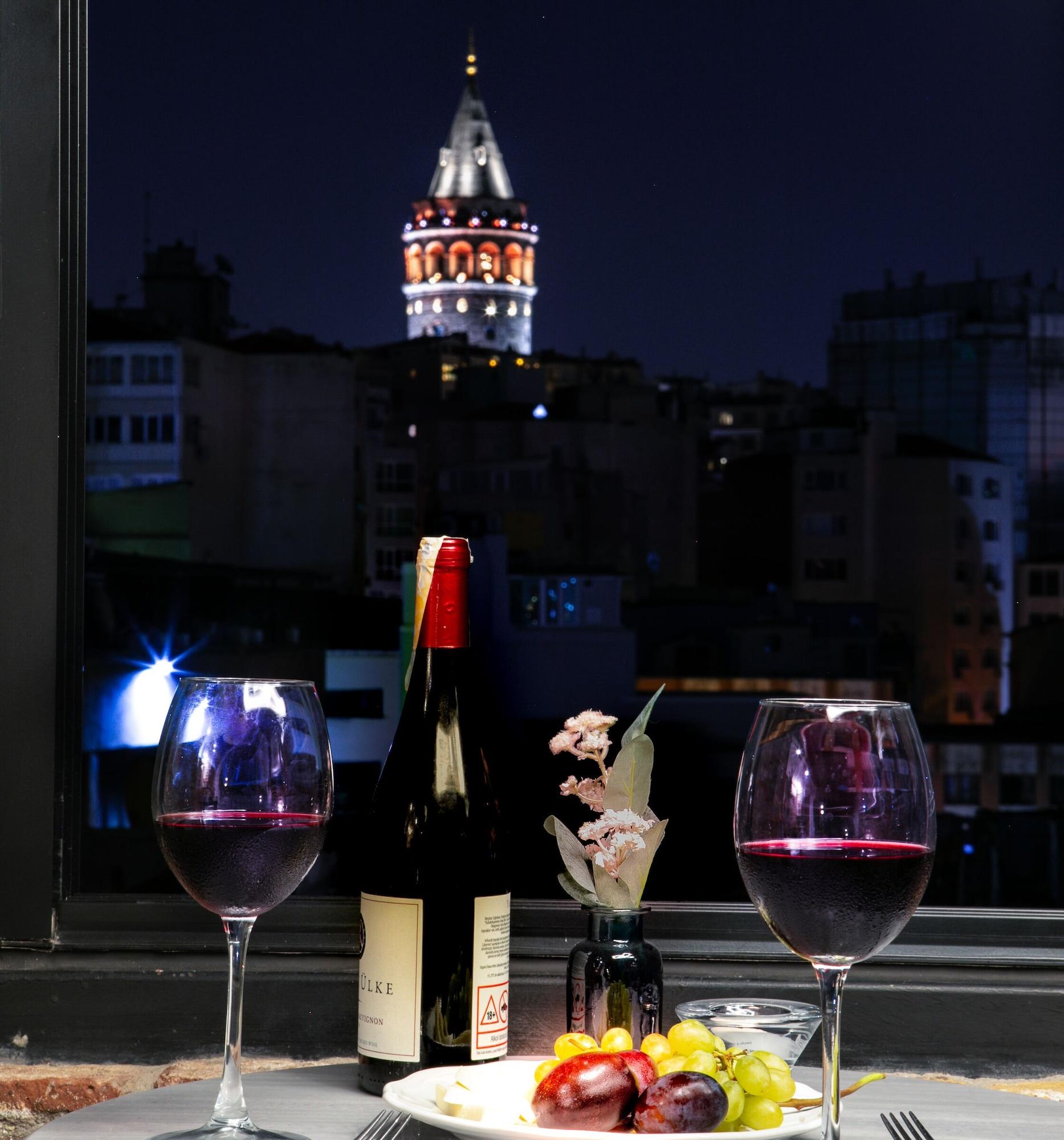 Oda ve Kahvaltı Mola Galata