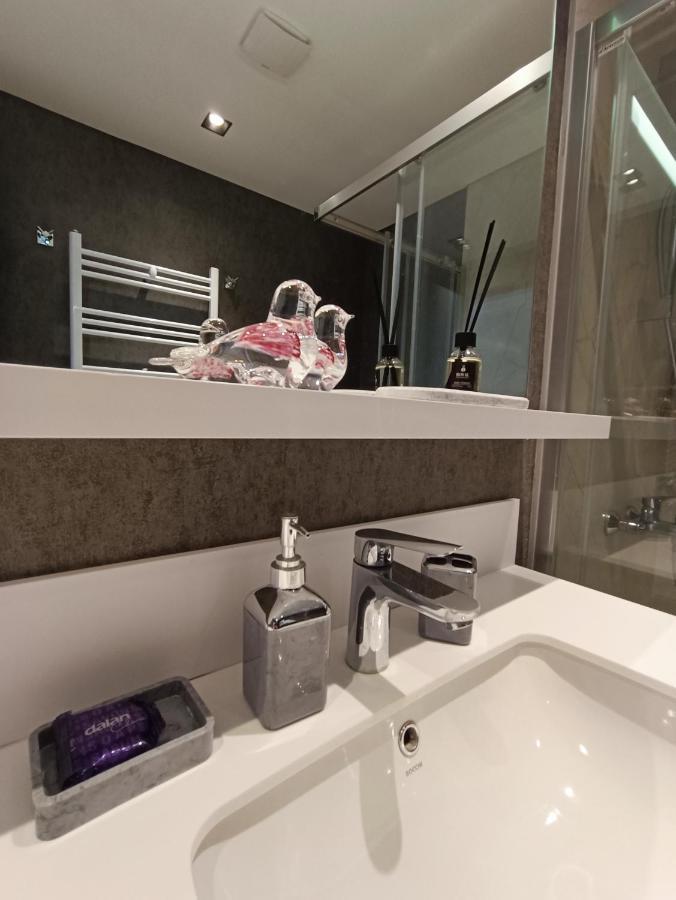 Luxury Fully Equipped 3br 2ba By Siena Apartment