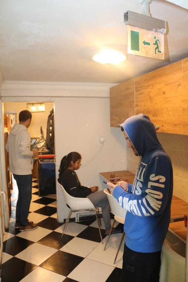 Taksim House Hostel *