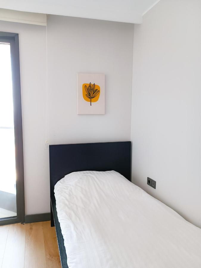 Luxury Fully Equipped 3br 2ba By Siena Apartment