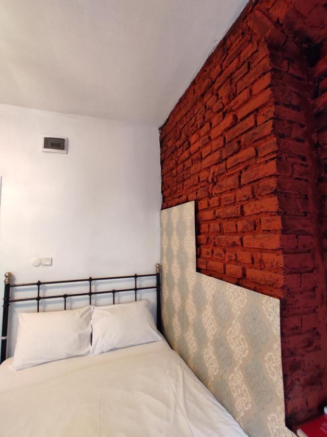 Stone Taksim Apartment