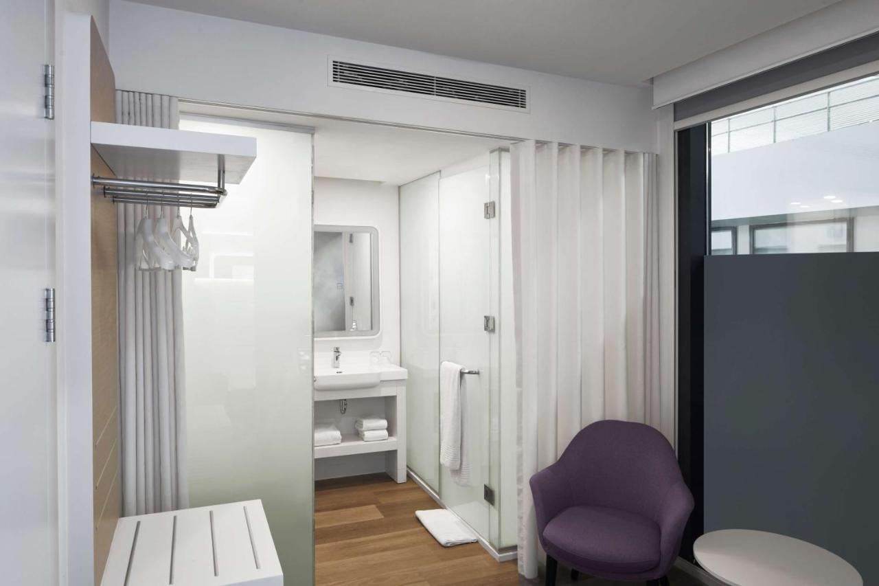 Yotelair Airport, Duty Free - International Transit Area 3* Istambul
