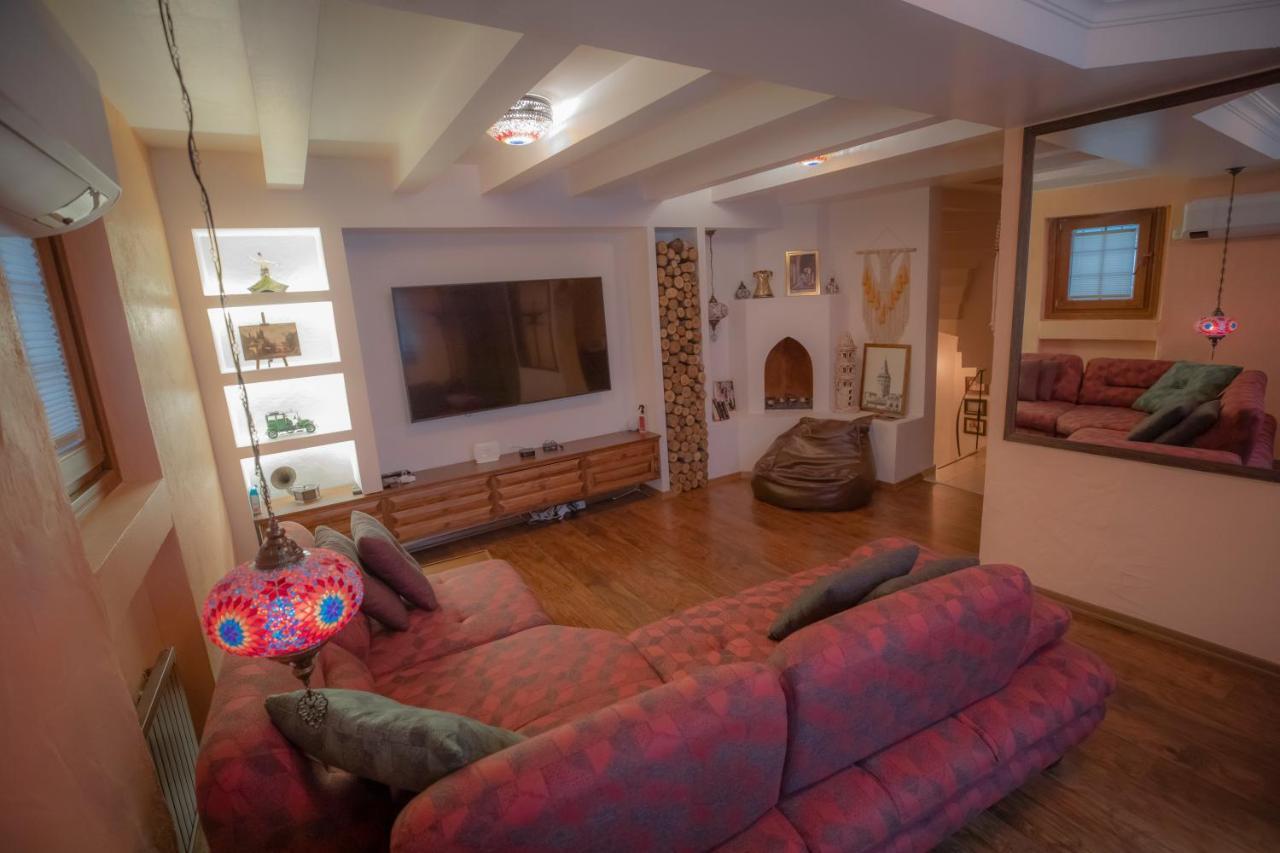 Apartment Antique Masterpiece Duplex In Besiktas Istanbul