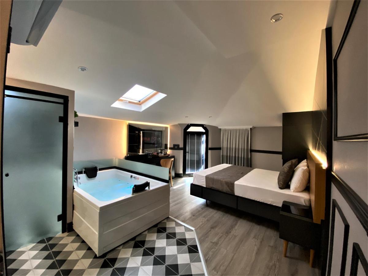 Hotel Confores Istanbul