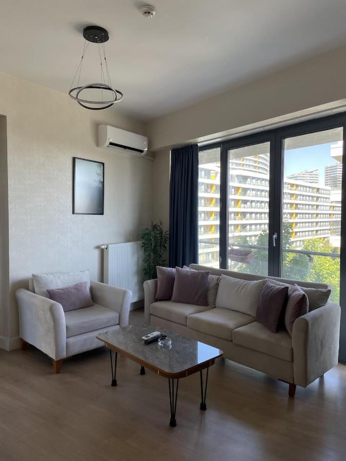 Brand-new 3-bedroom With Terrace Near Mall Of - Batisehir 36 Istambul