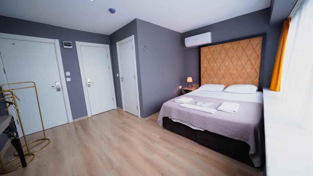 Otel Grand Montıno