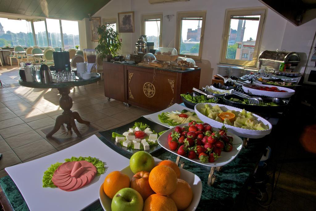 The Hotel 3*