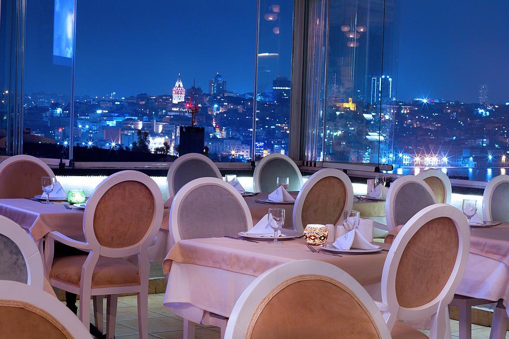 Hotel The 3*