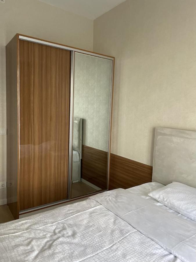Brand-new 3-bedroom With Terrace Near Mall Of - Batisehir 36 Apartamento
